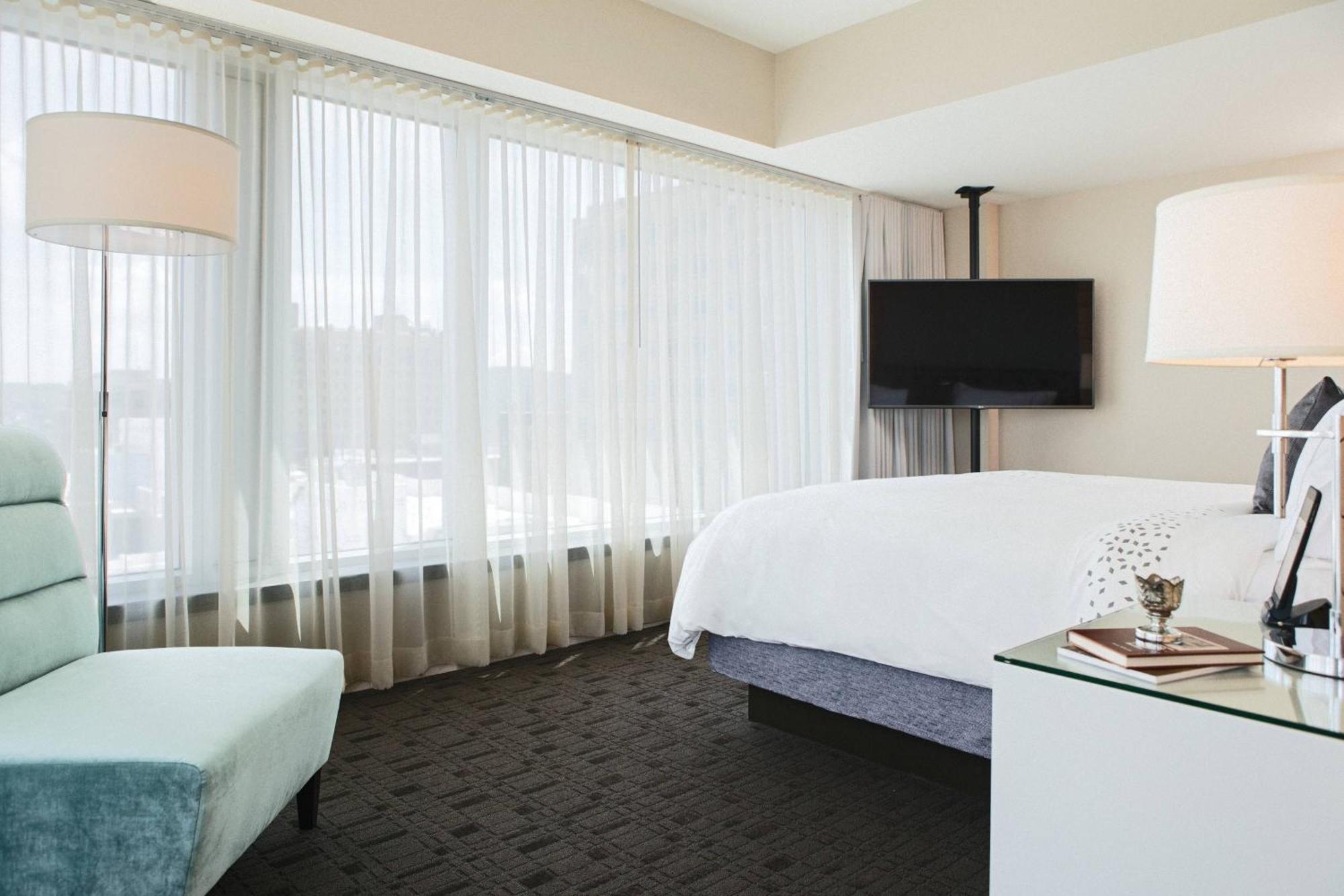 Renaissance Hotel