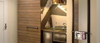 Renaissance Hotel 3*